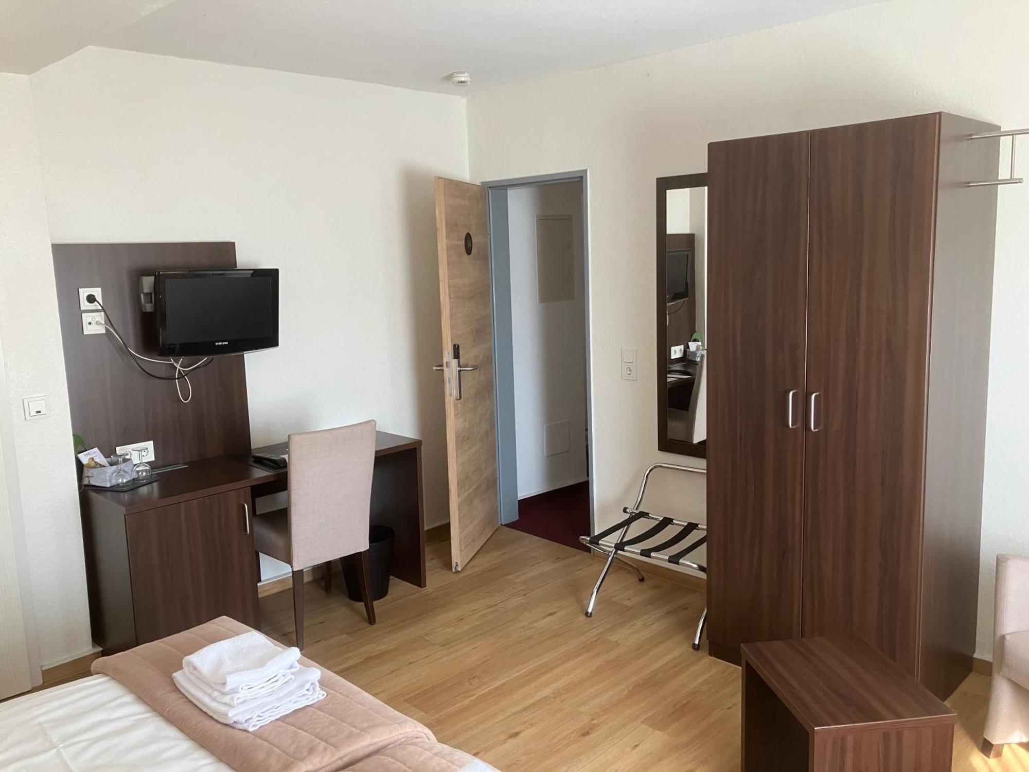 Hotel Mercedes City Bonn Buitenkant foto