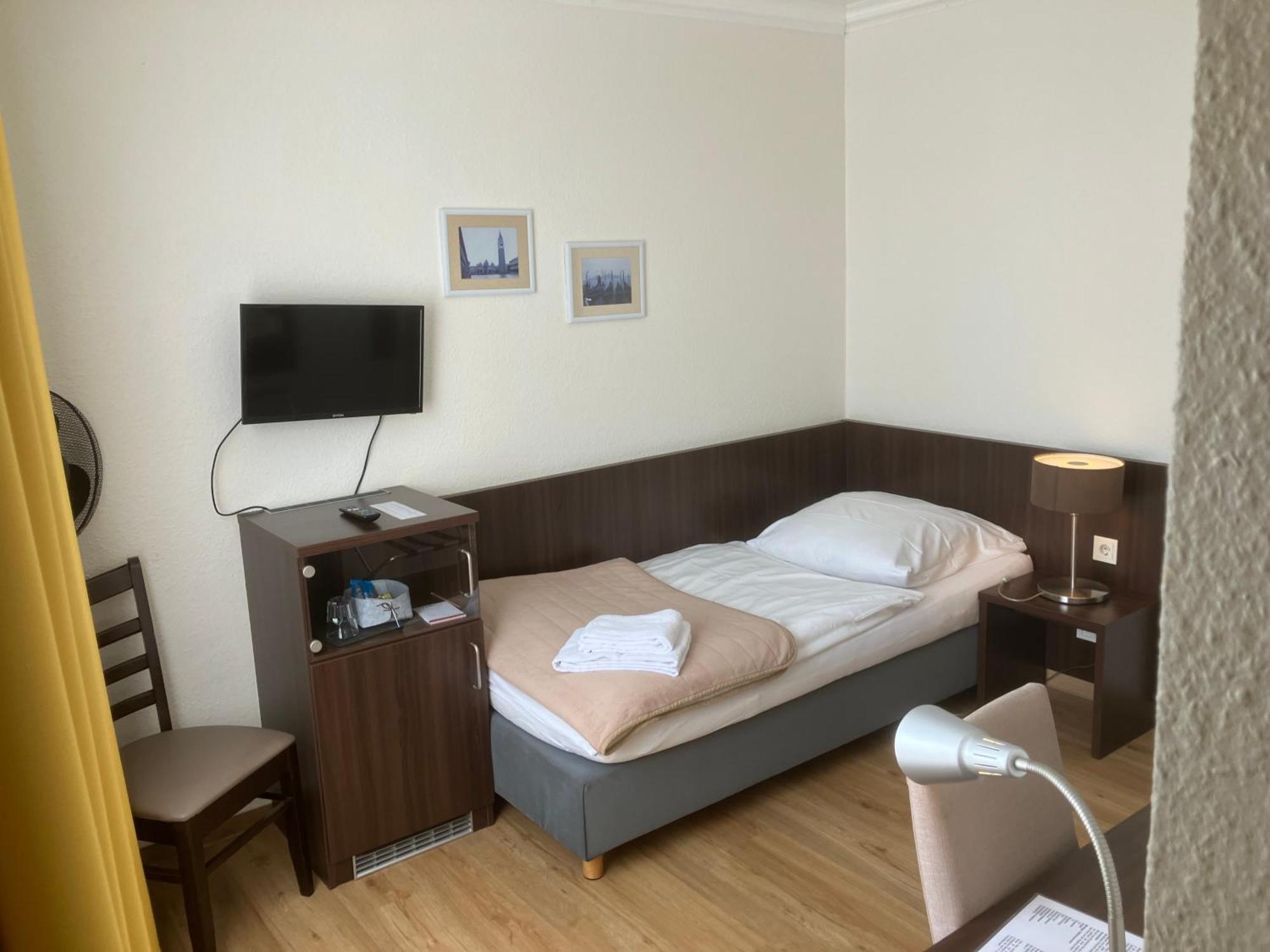 Hotel Mercedes City Bonn Buitenkant foto